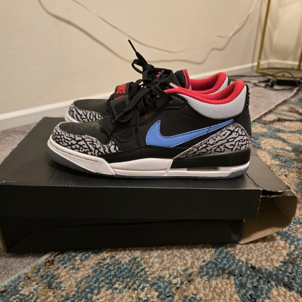 Air Jordan 1 mid se(GS)